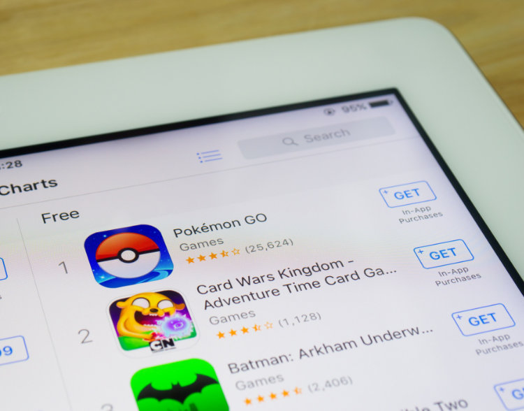 Cover of Germans’ Interest in Mobile Games for Smartphones and Tablets Continues to Rise