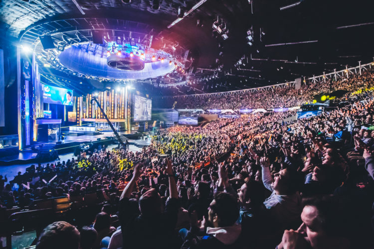 Cover of E-sports Are Becoming a Mass Sport: Germany